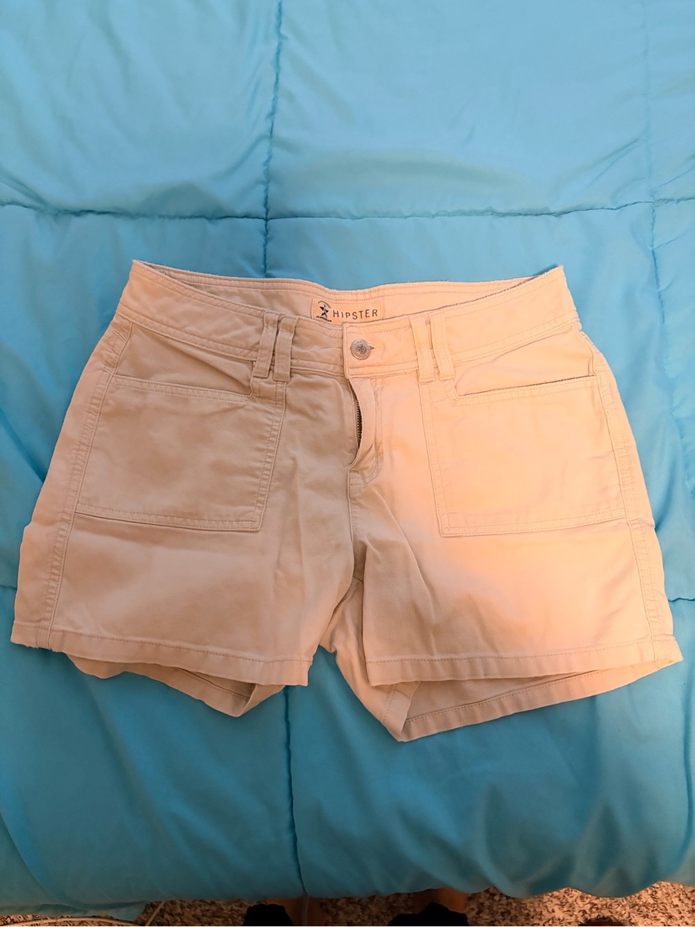 Hipster Women's Cream Utility Shorts